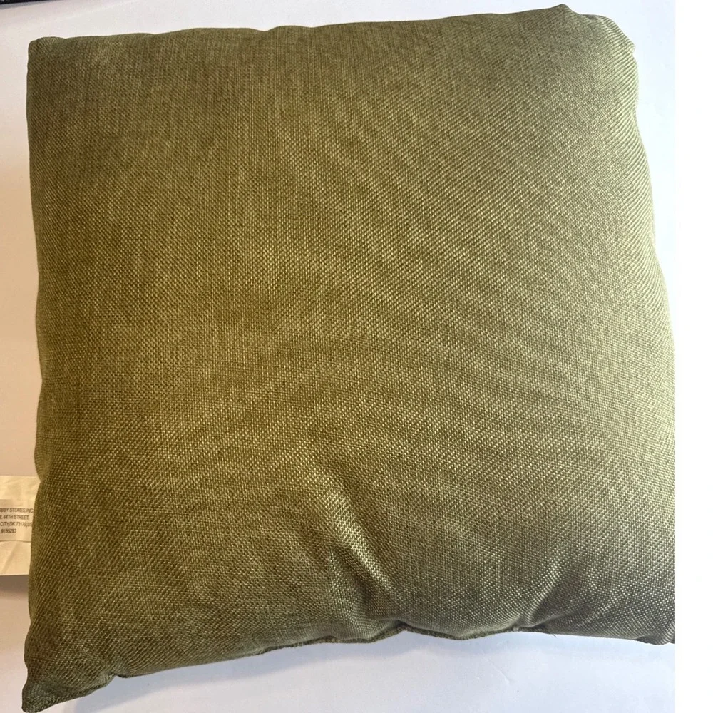 Snowman Decorative Pillow 17x17 Red Green Excellent Christmas Rustic Holiday
